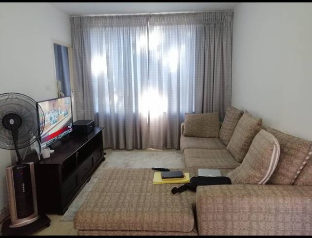 1.5 BEDROOM FLAT FOR SALE IN GLENWOOD